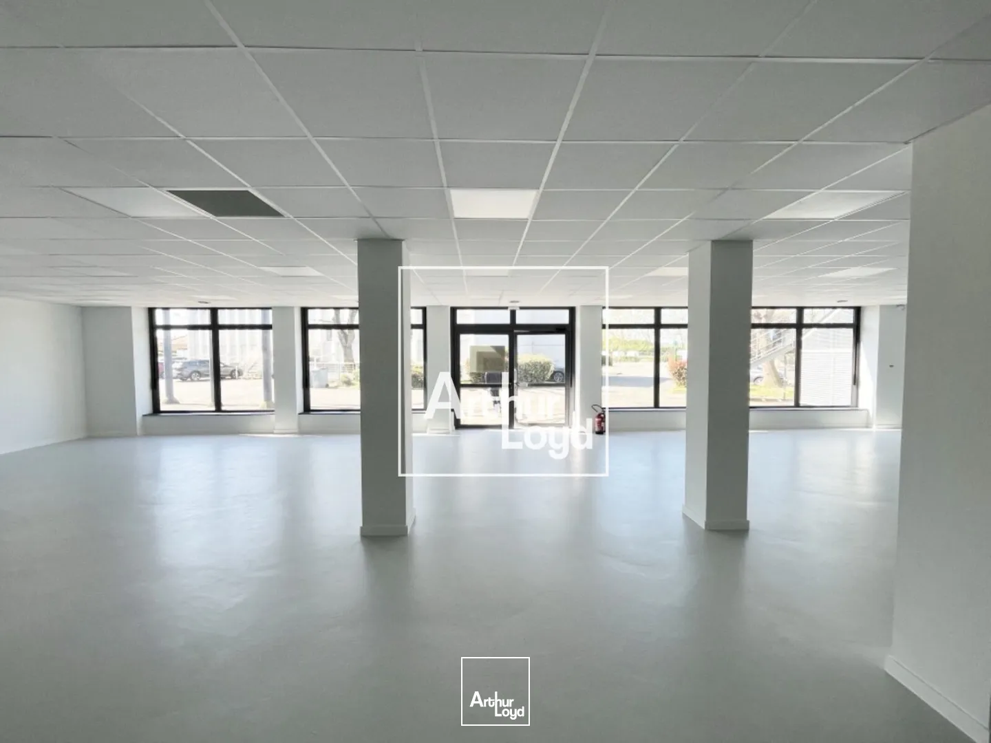 LOCAL COMMERCIAL / BUREAUX A LOUER LABEGE