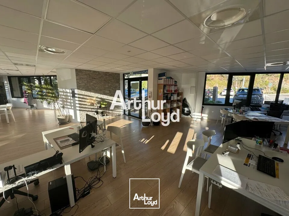 BUREAUX A LOUER 92,53 m M² - SOPHIA ANTIPOLIS