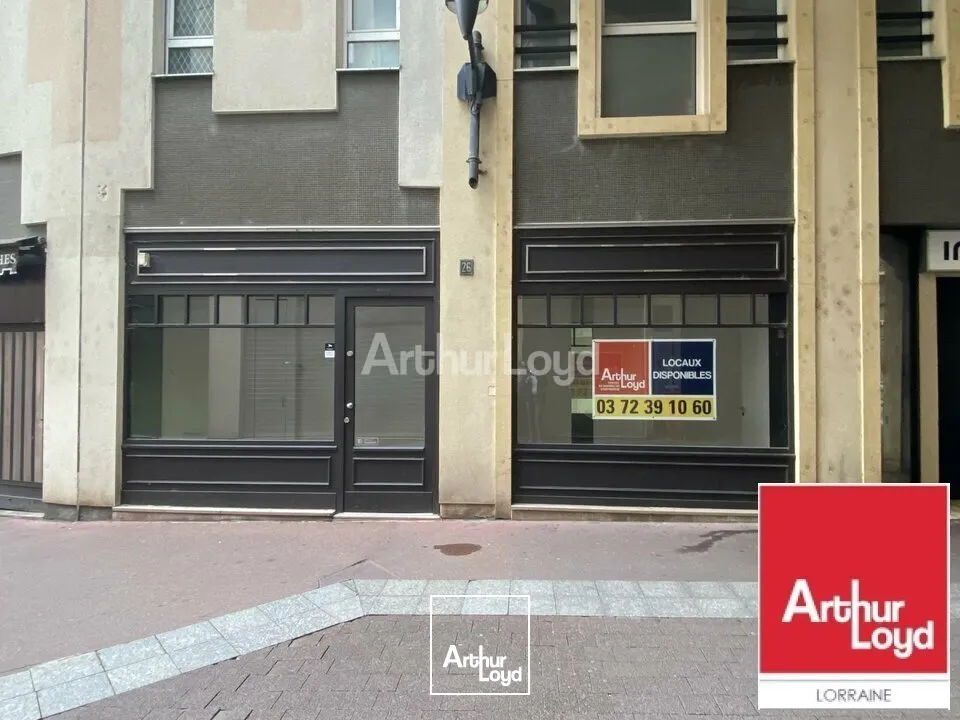 LOCAL COMMERCIAL à LOUER de 51 m²