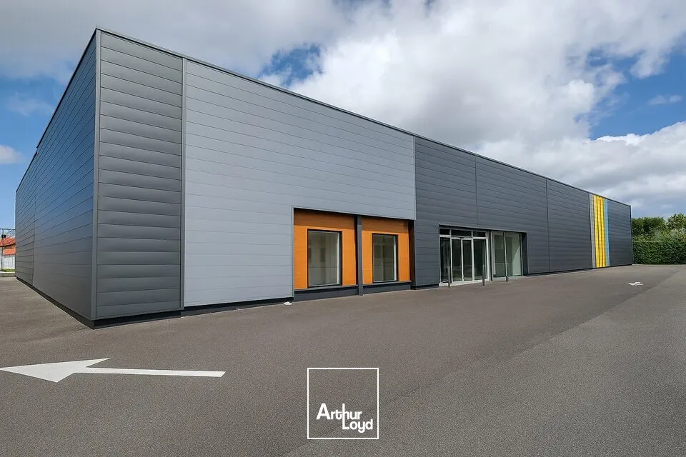 Local commercial à vendre  Parthenay (79)