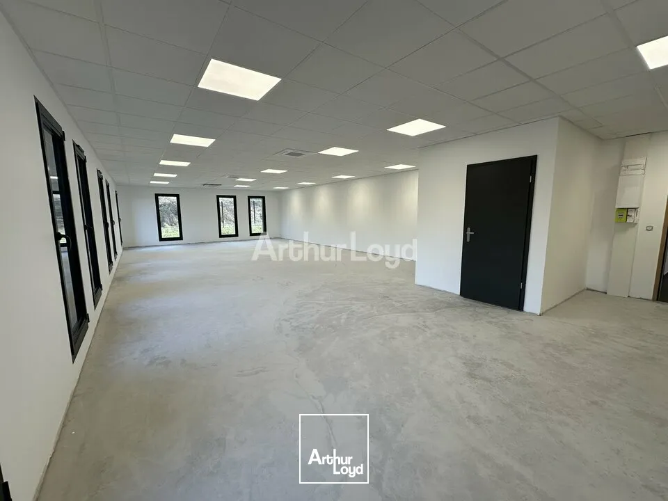 A LOUER - 4 plateaux de bureaux Climatisés secteur REIMS/BETHENY LA HUSSELLE 2