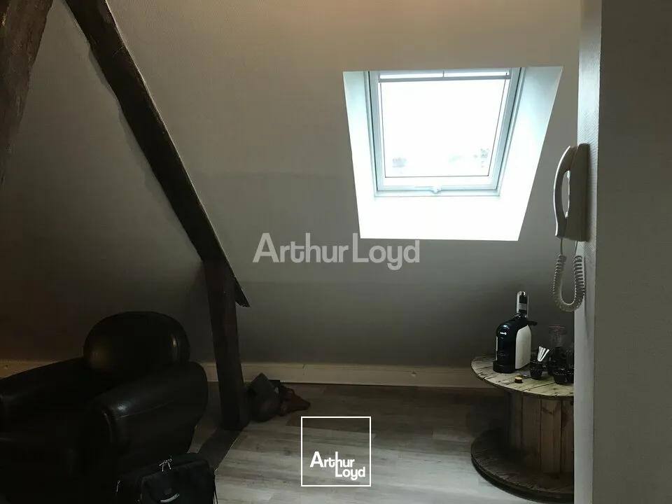 Local Bureau 25 m2 Hyper Centre Epernay