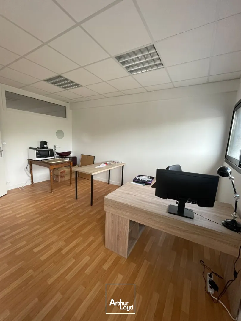 A LOUER - BUREAUX 51 M² - PLESCOP