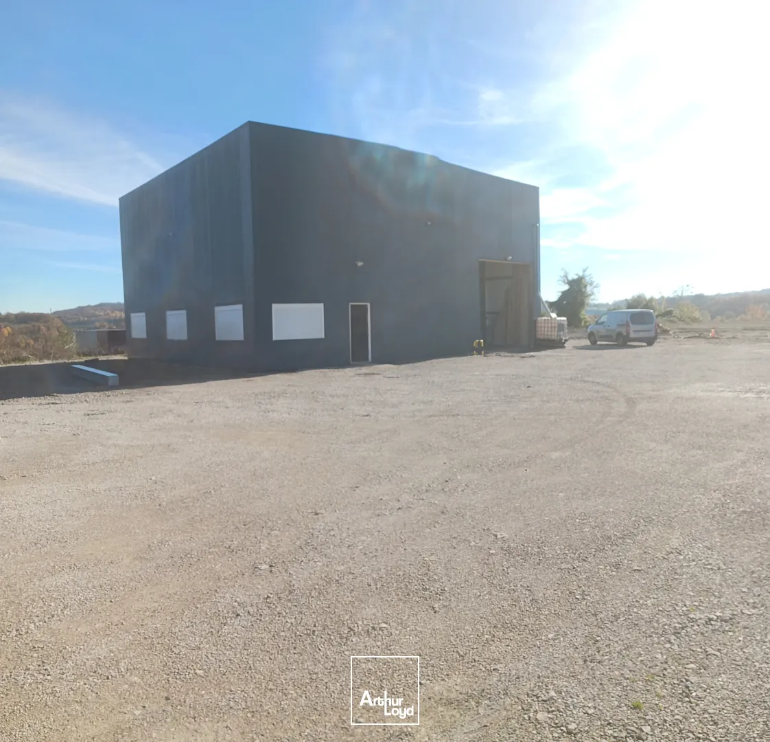 Local d'activité de 185m2