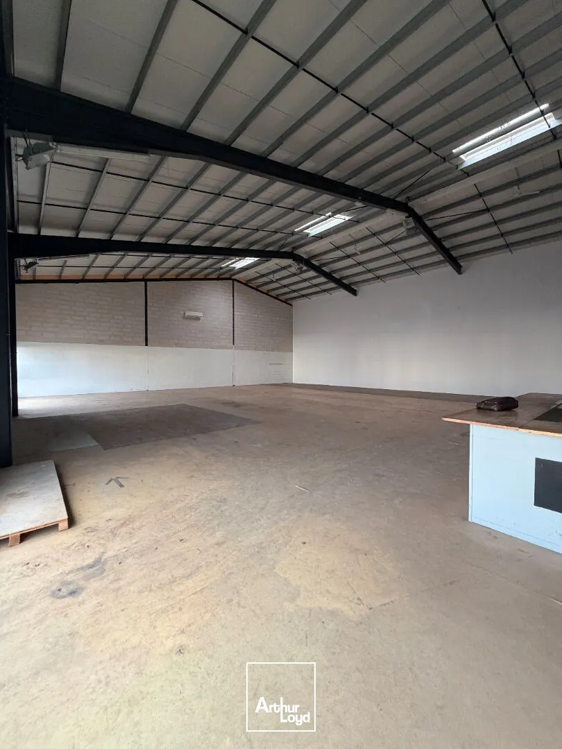 OPPORTUNITE A VENDRE - Local commercial Limoges Nord 750 m²