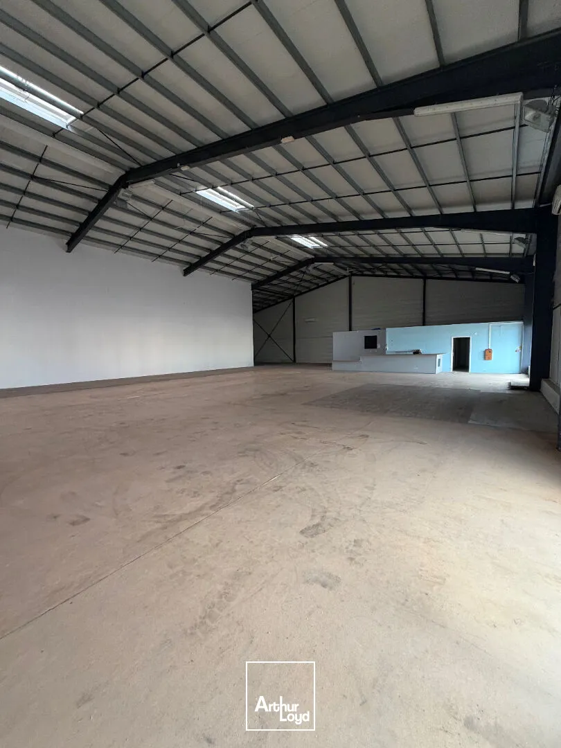 OPPORTUNITE A VENDRE - Local commercial Limoges Nord 750 m²