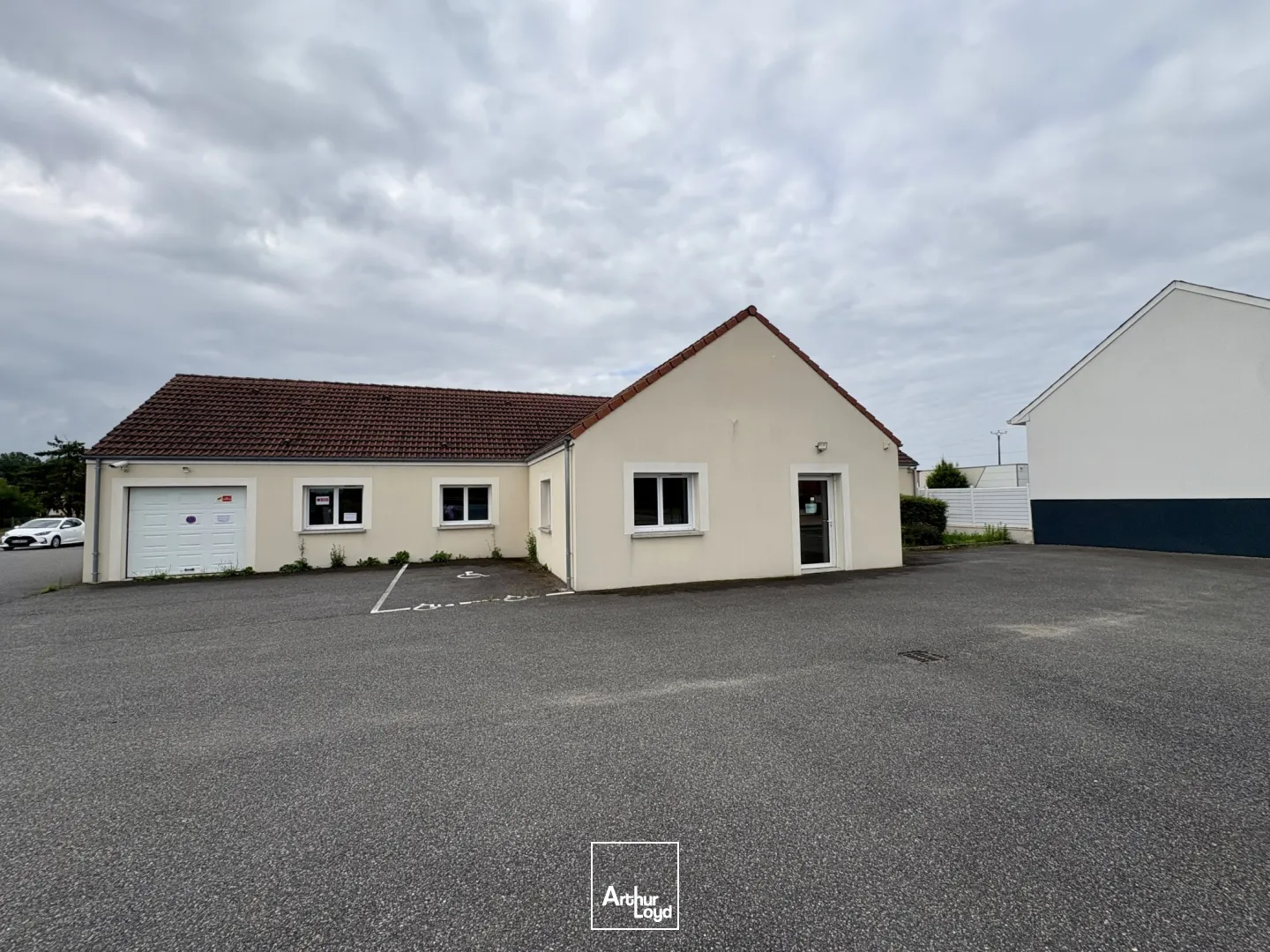 Bureaux à louer - Villemandeur (45) - 250 m2