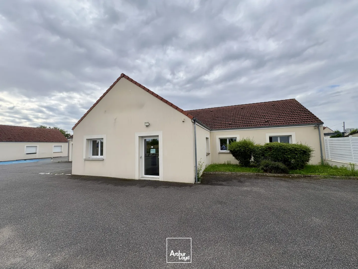 Bureaux à louer - Villemandeur (45) - 250 m2