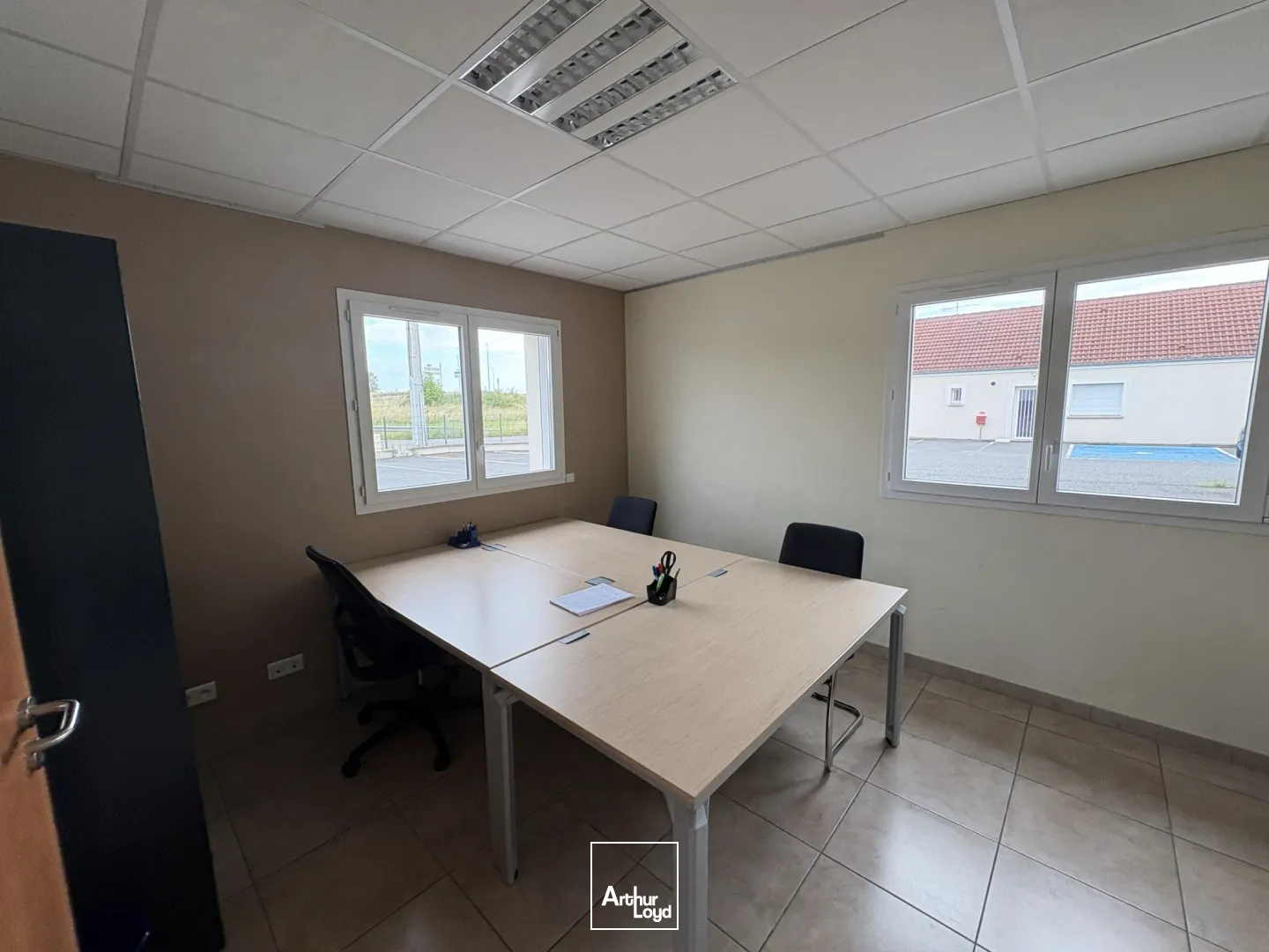 Bureaux à louer - Villemandeur (45) - 250 m2