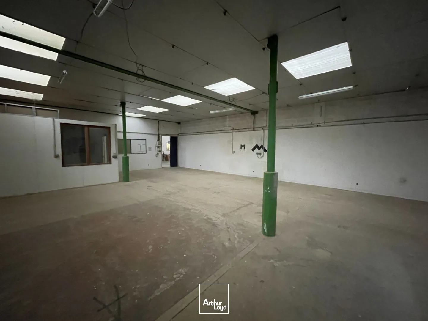 A LOUER - Local d'activité 