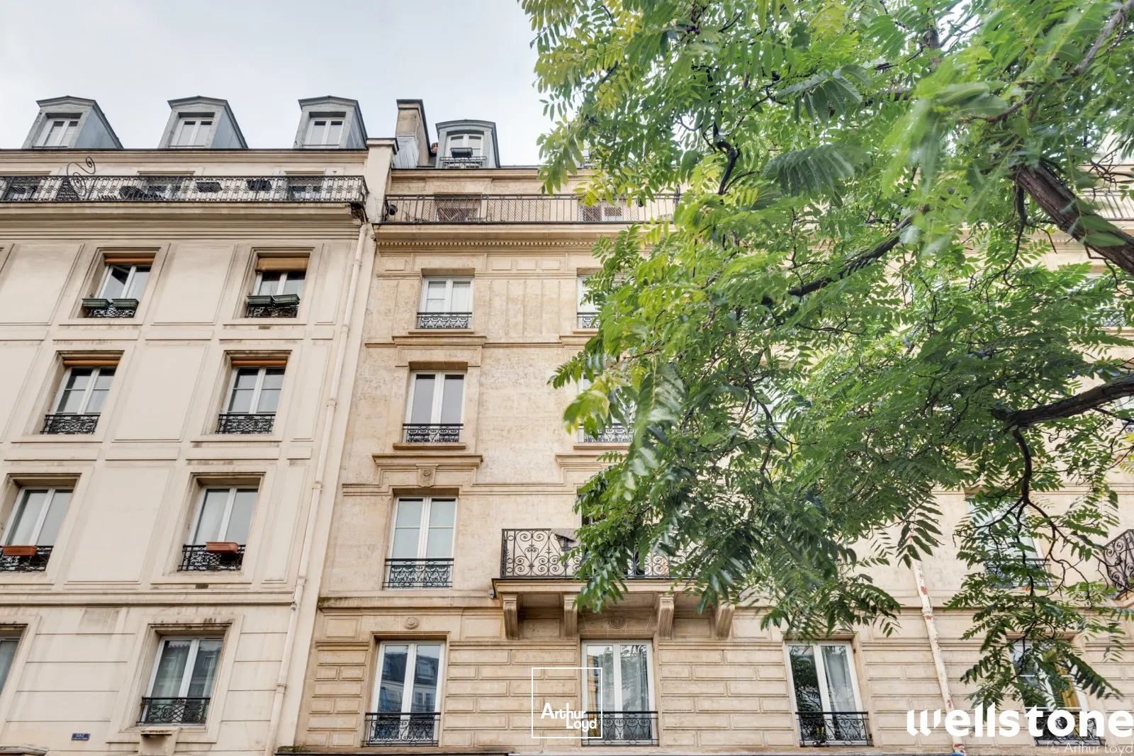 Bureaux à louer à PARIS 75011