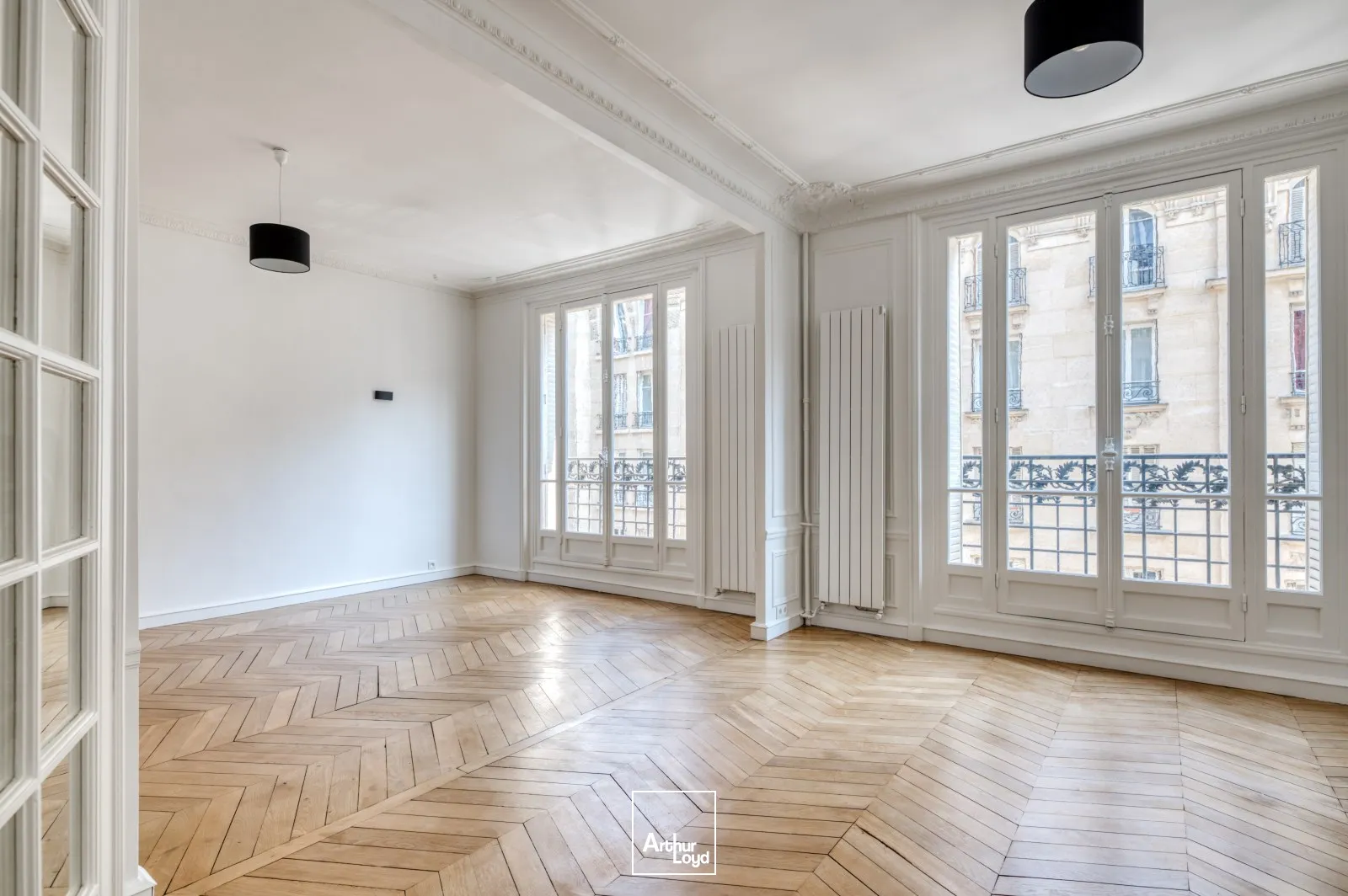 Bureaux à louer à PARIS 75015