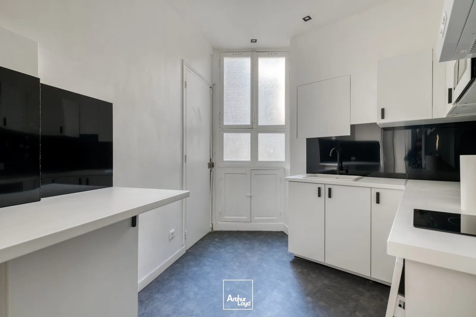 Bureaux à louer à PARIS 75015