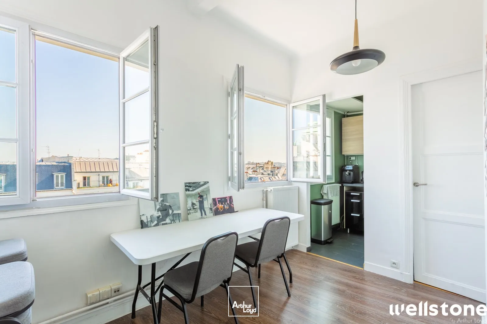 Bureaux a sous-louer à PARIS 75002