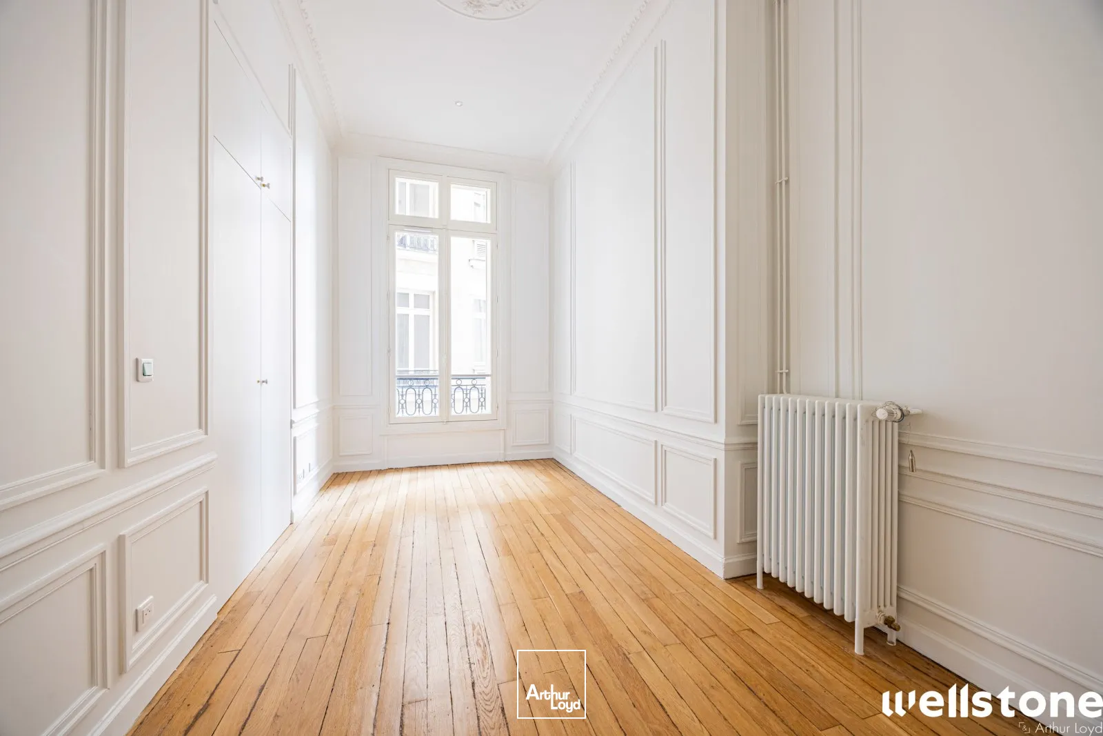 Bureaux à louer à PARIS 75008