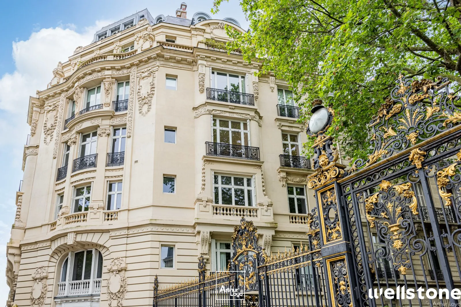 Bureaux à louer à PARIS 75008