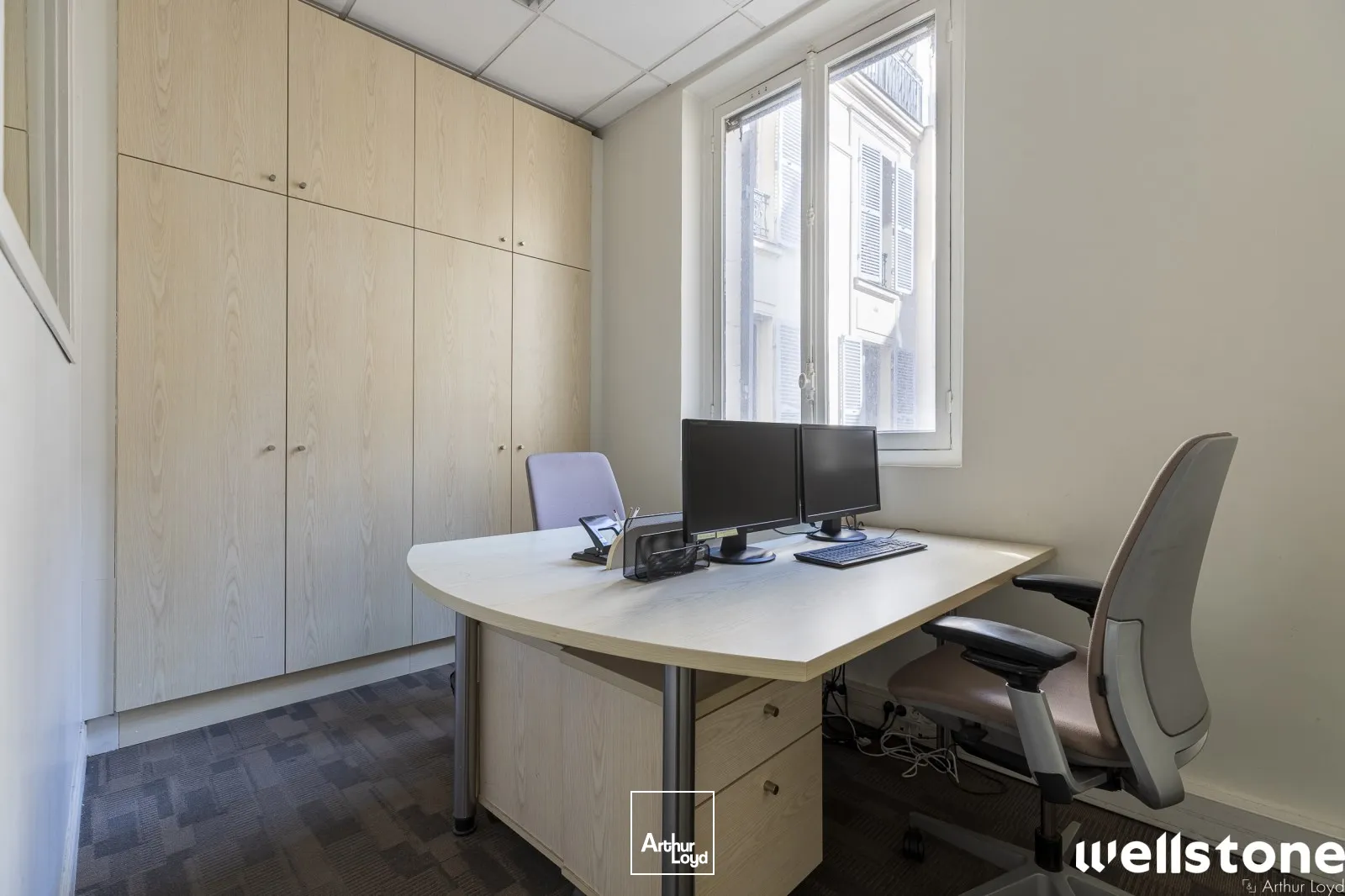 Bureaux à louer à PARIS 75008