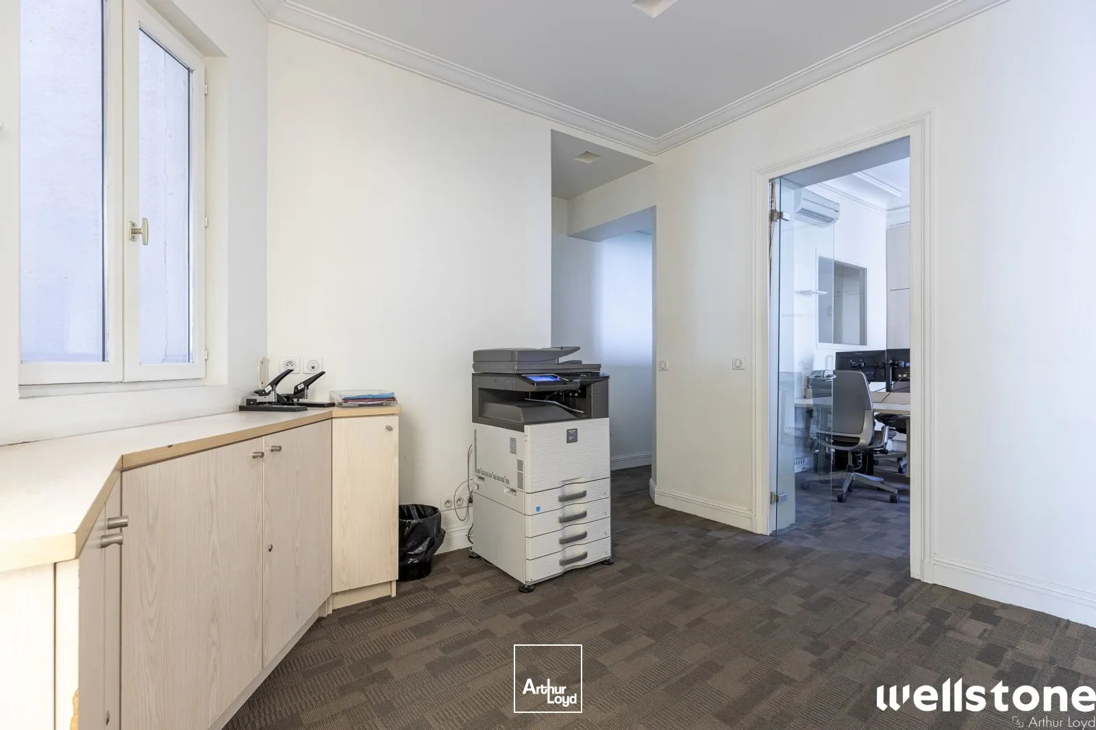 Bureaux à louer à PARIS 75008