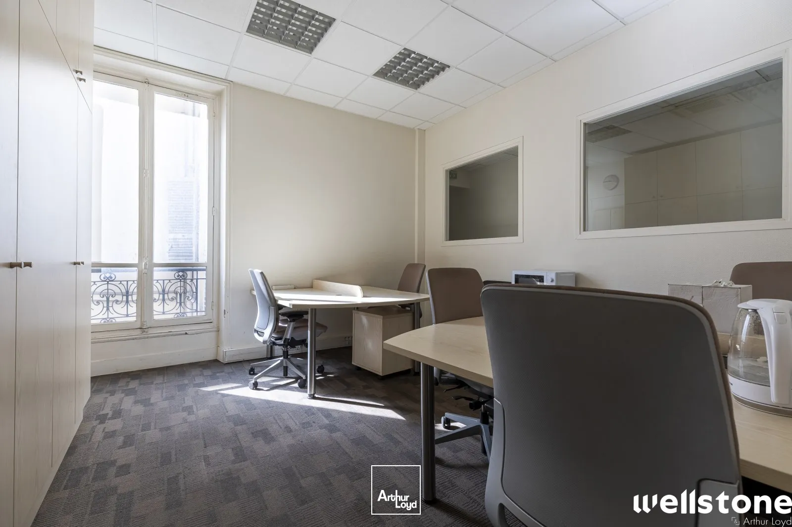 Bureaux à louer à PARIS 75008