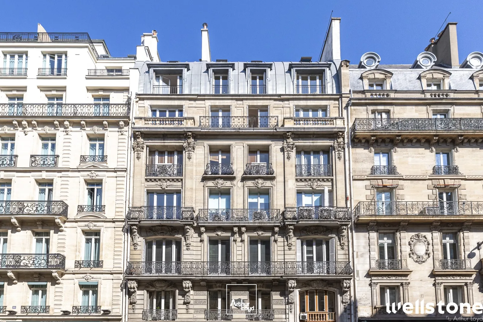 Bureaux à louer à PARIS 75008