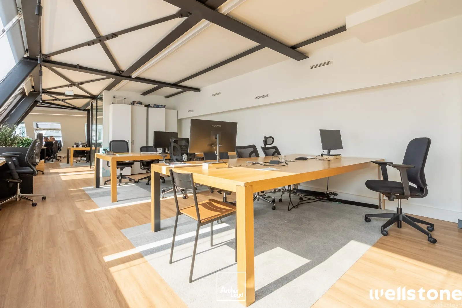 Bureaux à louer à PARIS 75018