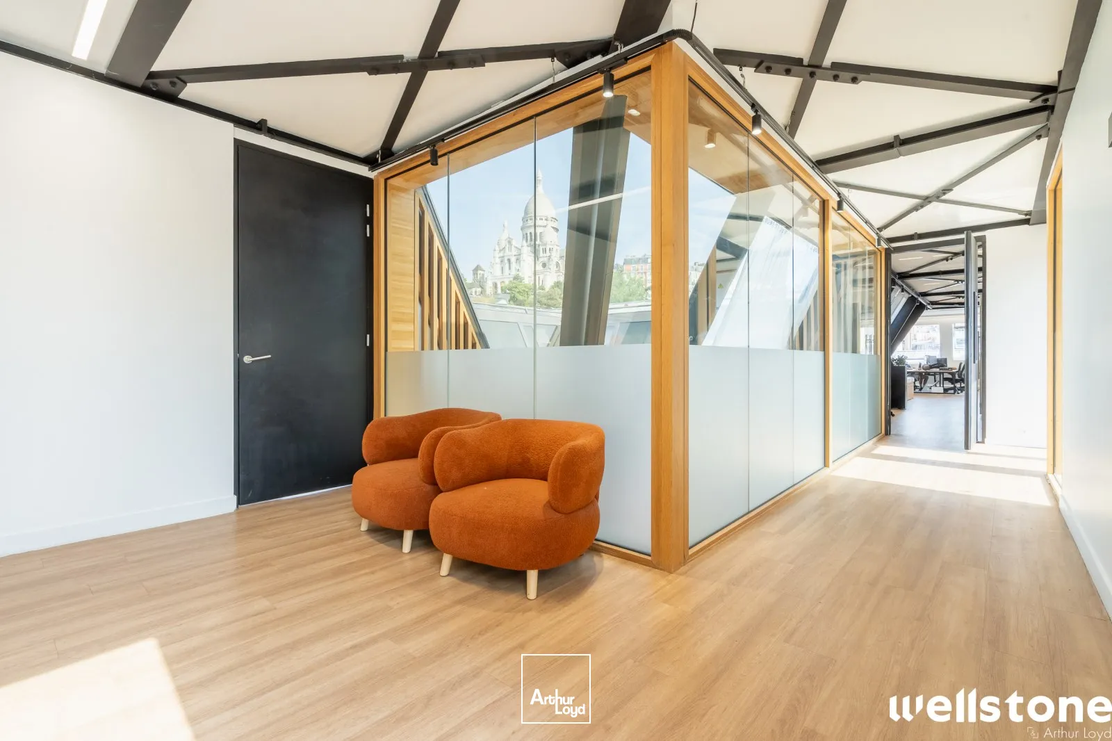 Bureaux à louer à PARIS 75018