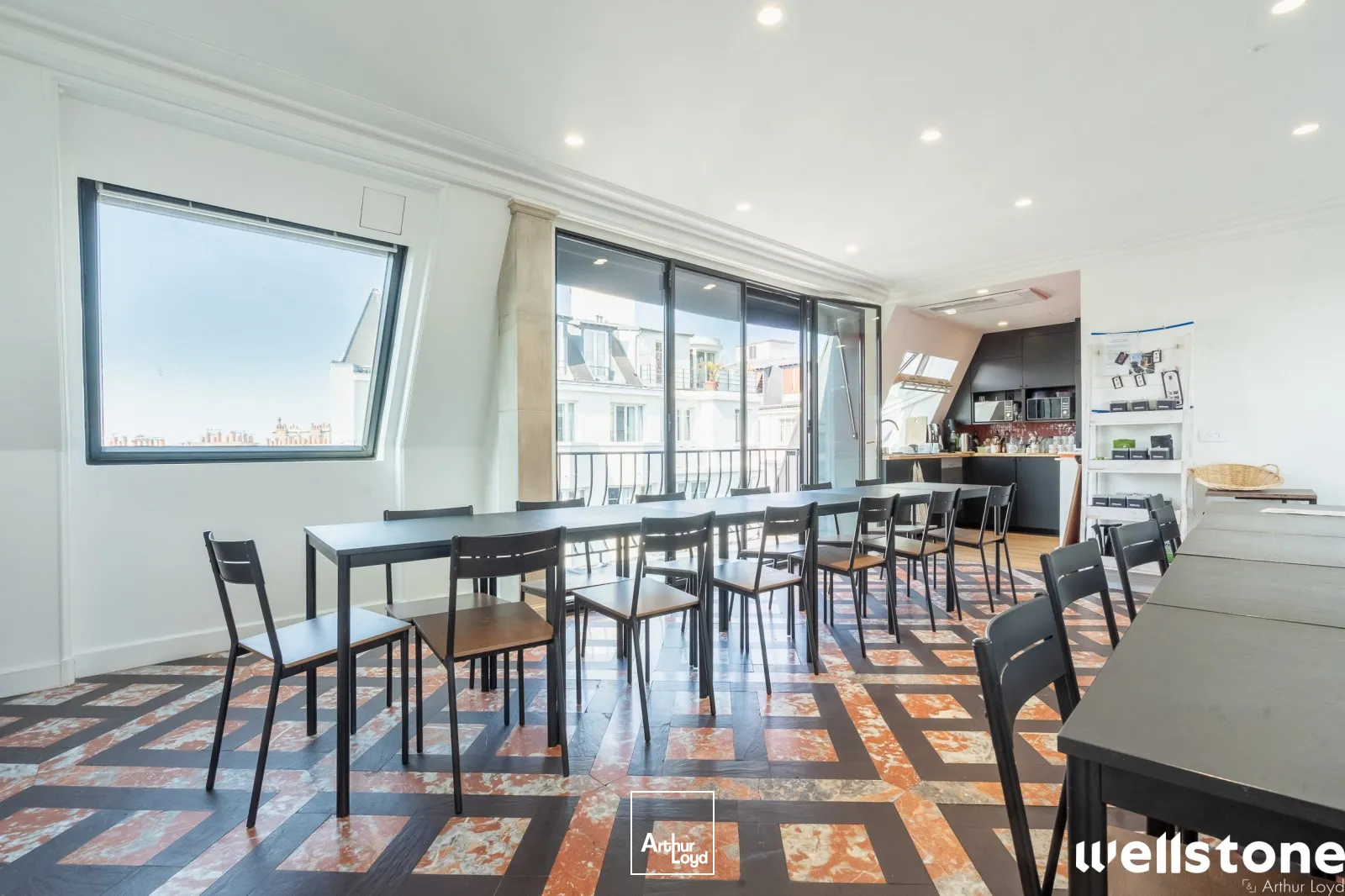 Bureaux à louer à PARIS 75018