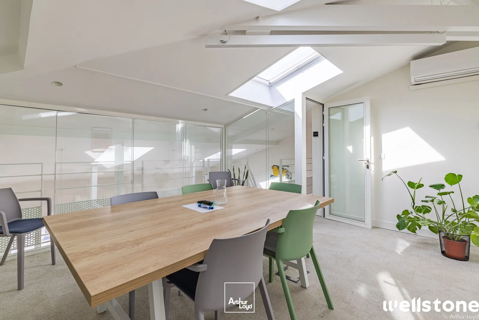 Bureaux à louer à PARIS 75010