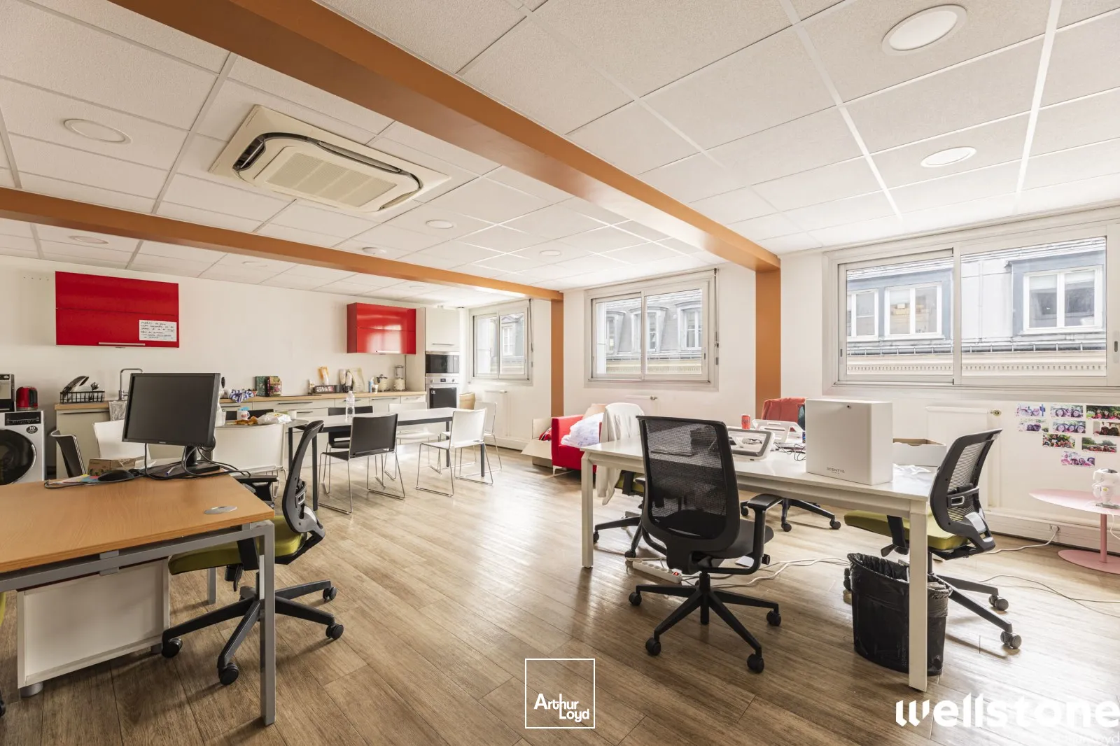 Bureaux à louer à PARIS 75008