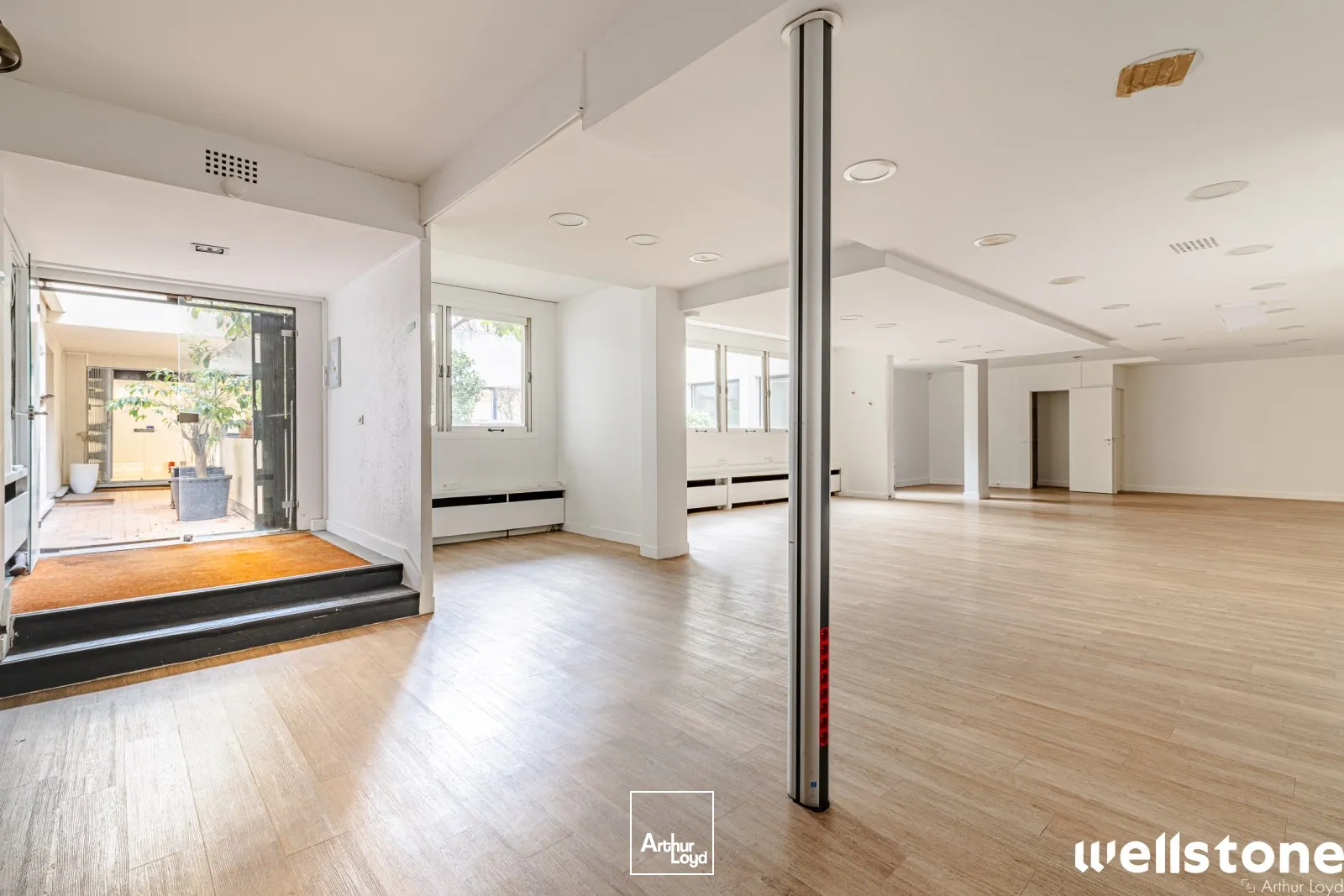 Bureaux à louer à PARIS 75015