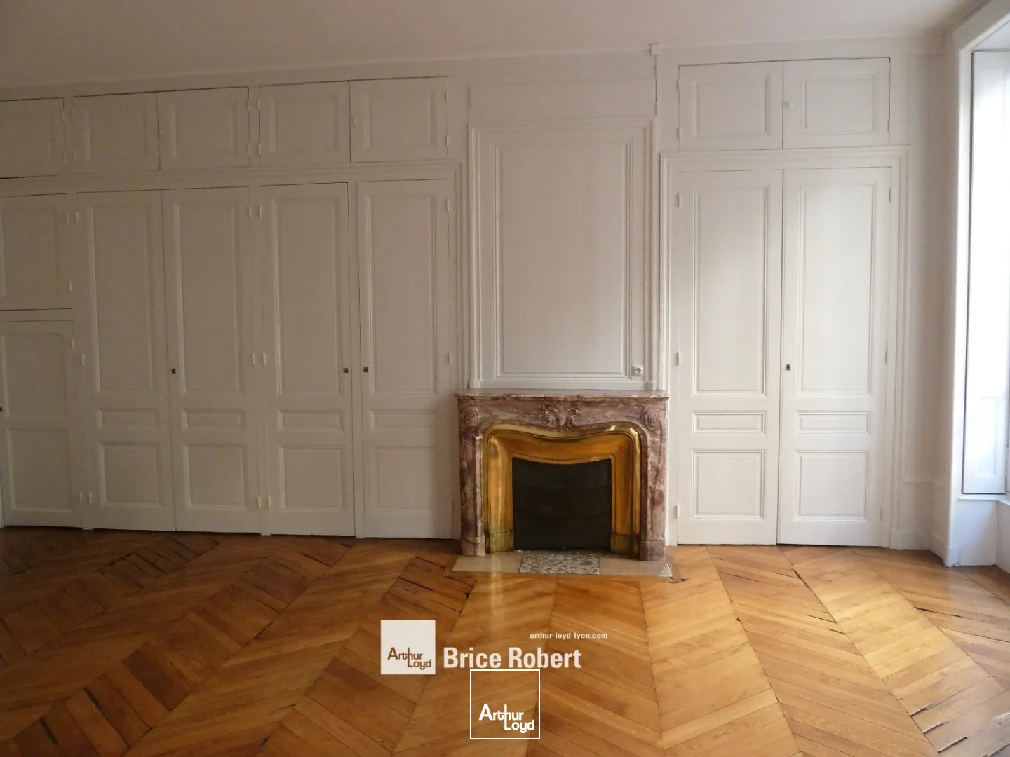 A louer - Bureaux lumineux en Presqu'Île - Lyon 1er