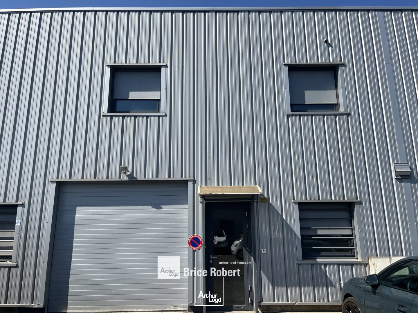 A louer - Bureaux avec petite surface de stockage - Vénissieux