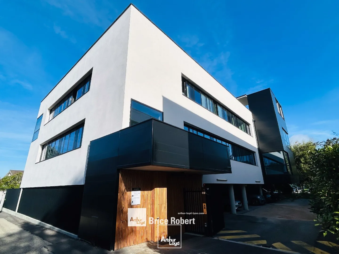 A vendre - 6 OFFICE - Bureaux de standing dans immeuble indépendant de la Techlid - Dardilly