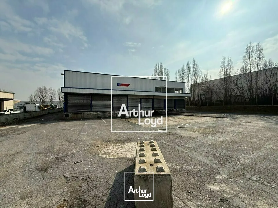 BATIMENT INDEPENDANT A LOUER MORANGIS