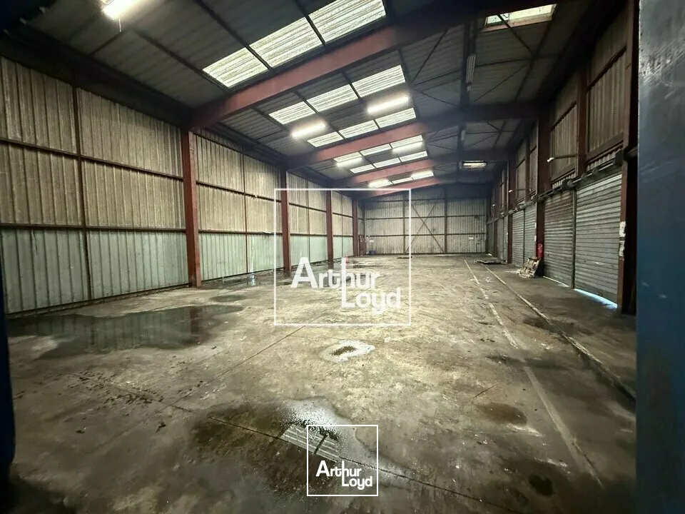 BATIMENT INDEPENDANT A LOUER MORANGIS