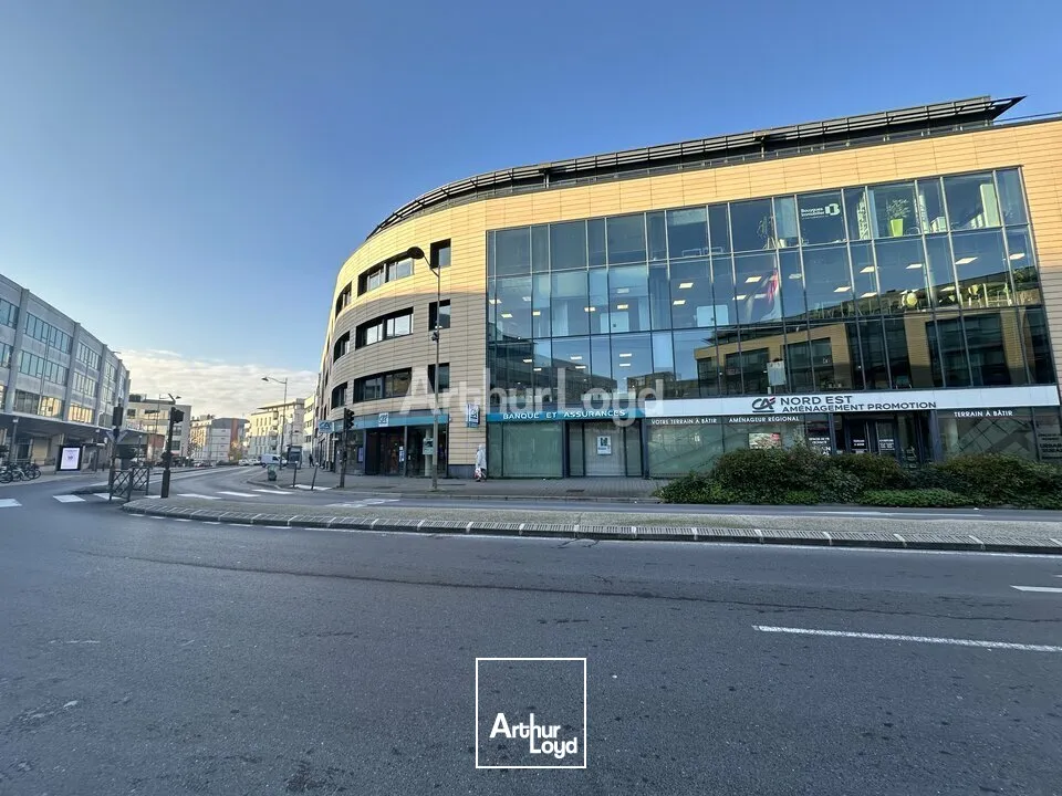 Plateaux de bureaux d'environ 324m2 - REIMS/CLAIRMARAIS