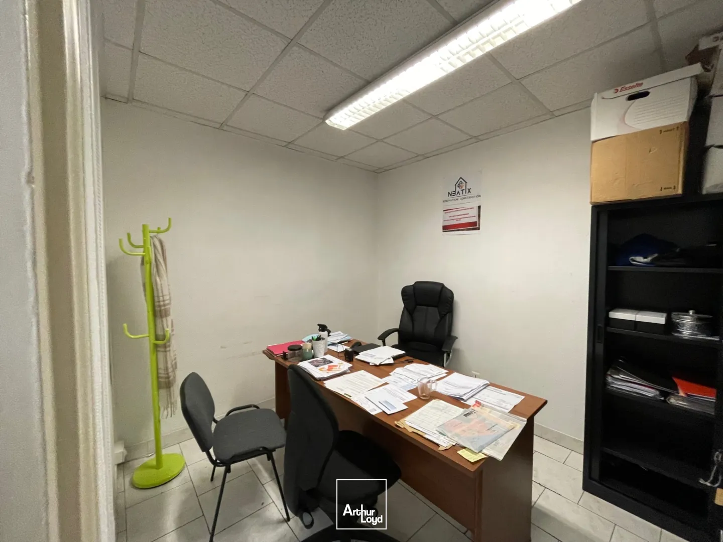 A VENDRE - LOCAUX D'ACTIVITÉS OCCUPÉS - 430 M2 - SAINT-QUENTIN