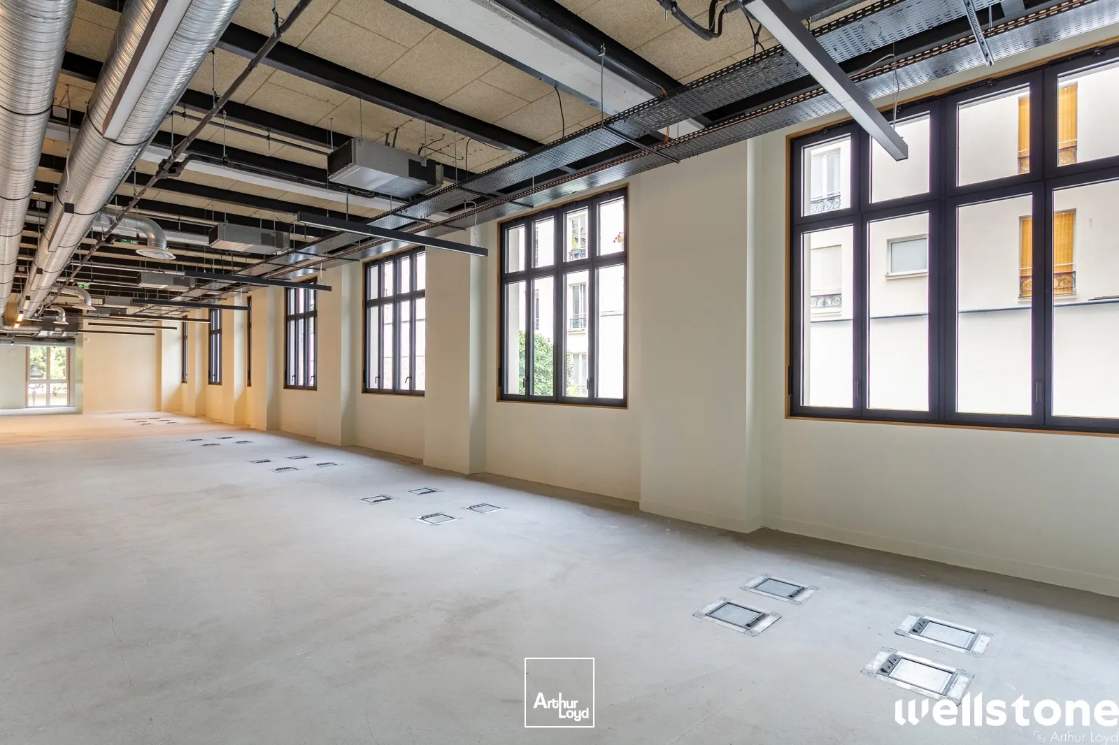 Bureaux à louer à PARIS 75011