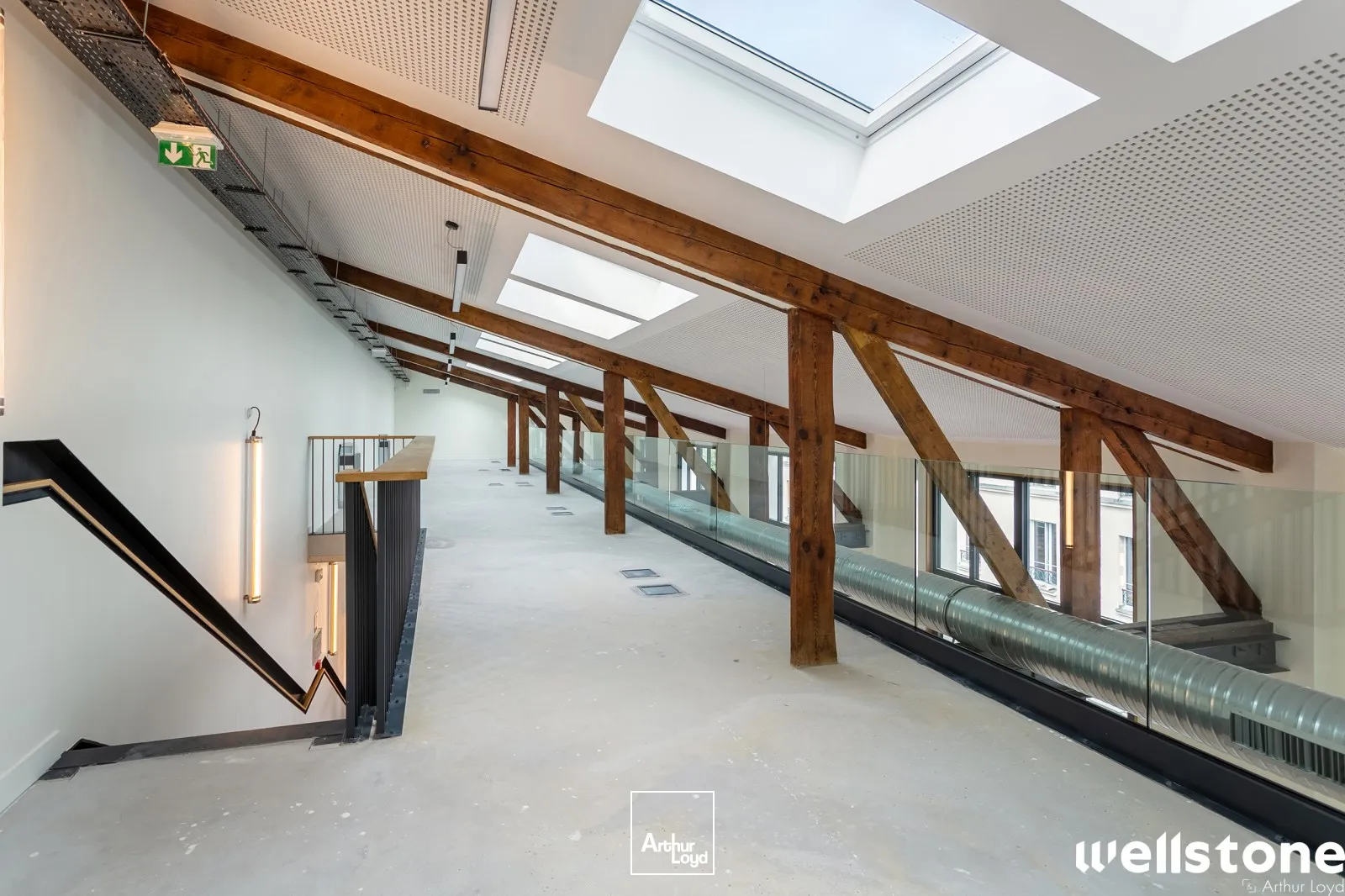 Bureaux à louer à PARIS 75011