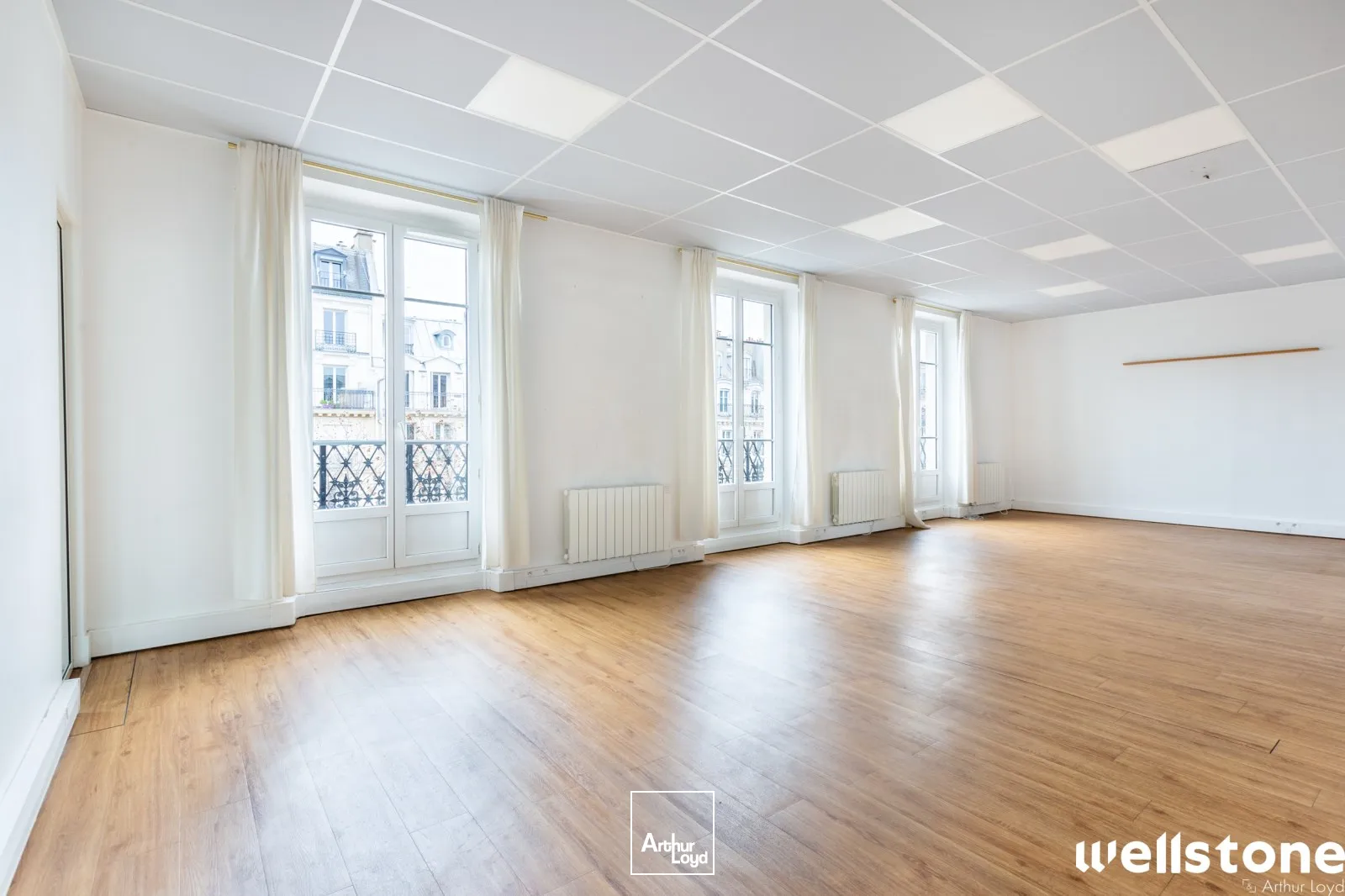 Bureaux à louer à PARIS 75003