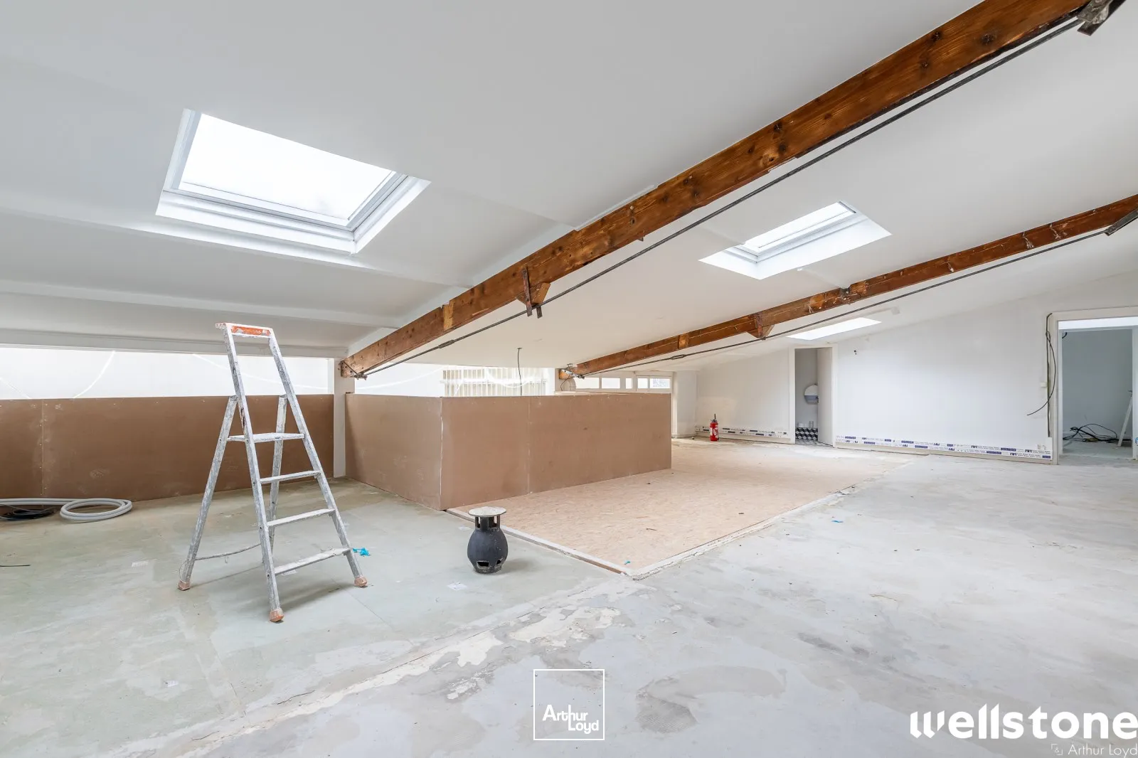 Bureaux à louer à PARIS 75011