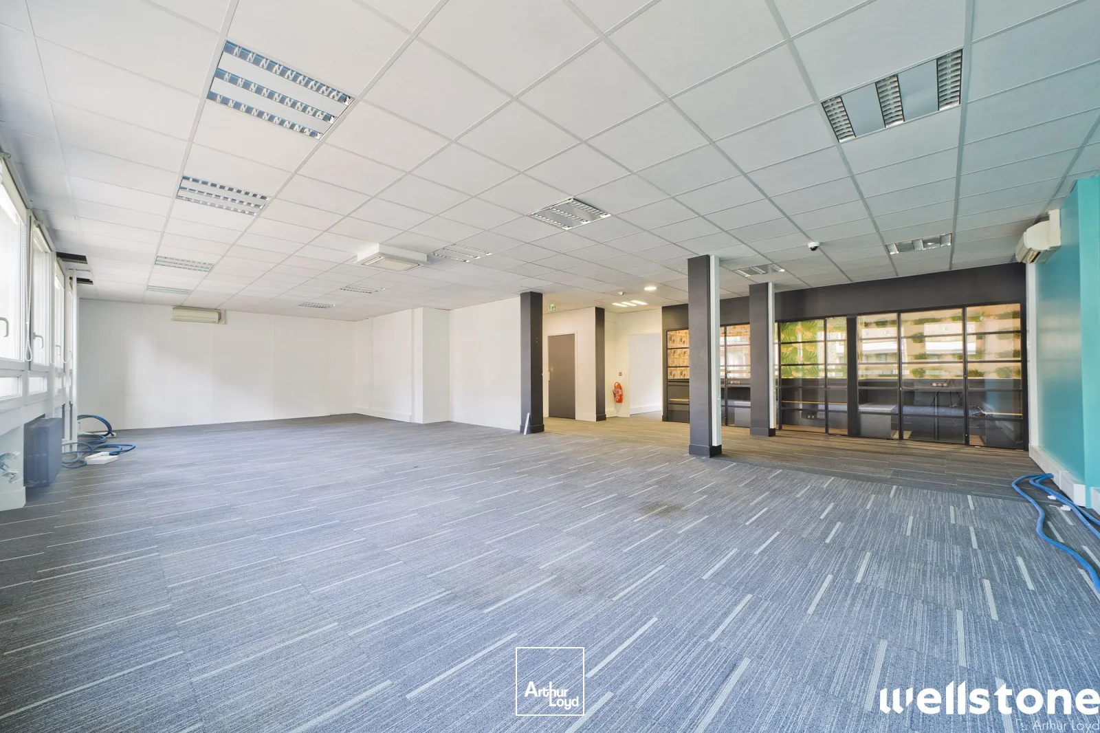 Bureaux à louer à PARIS 75008