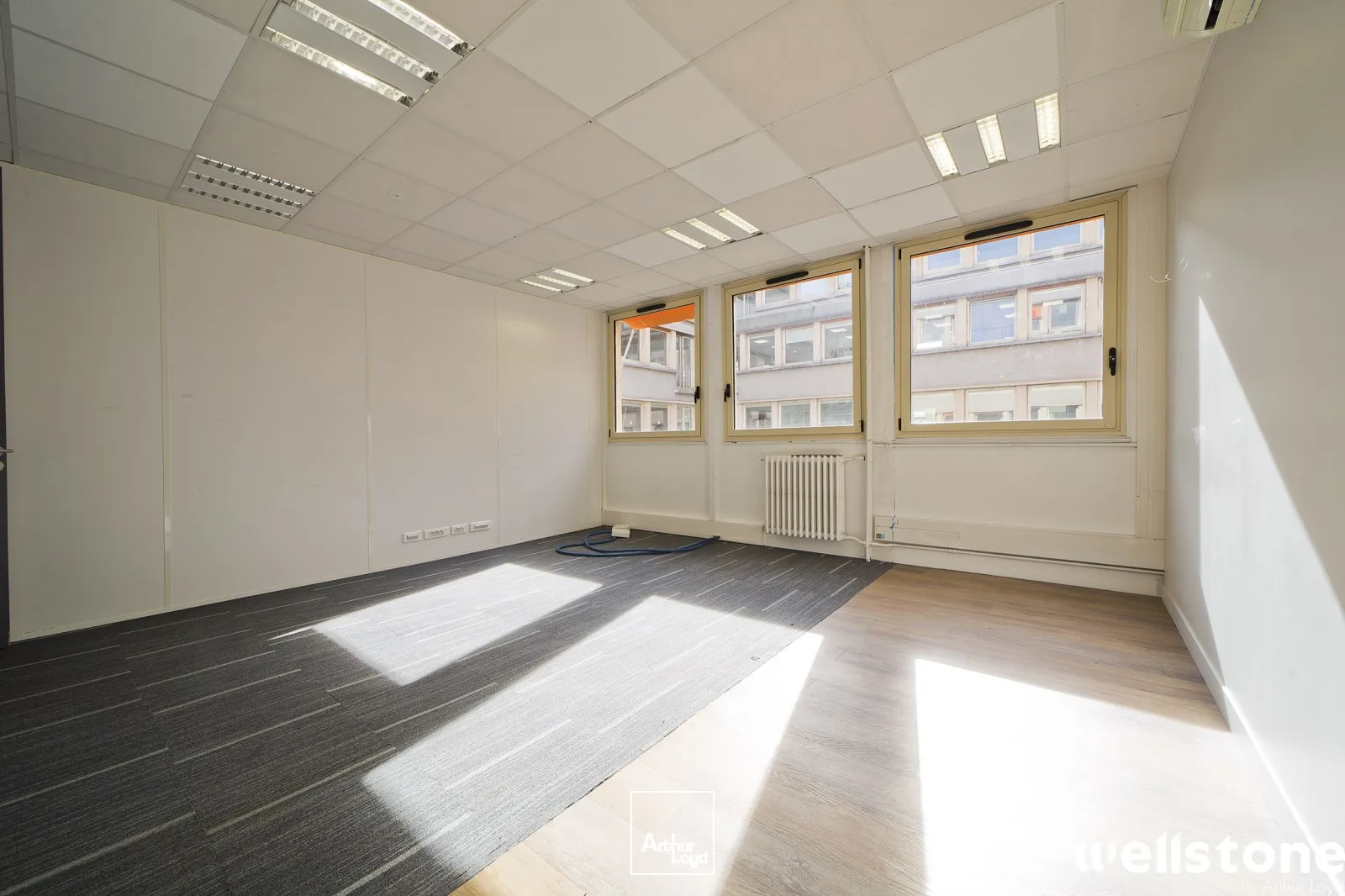 Bureaux à louer à PARIS 75008