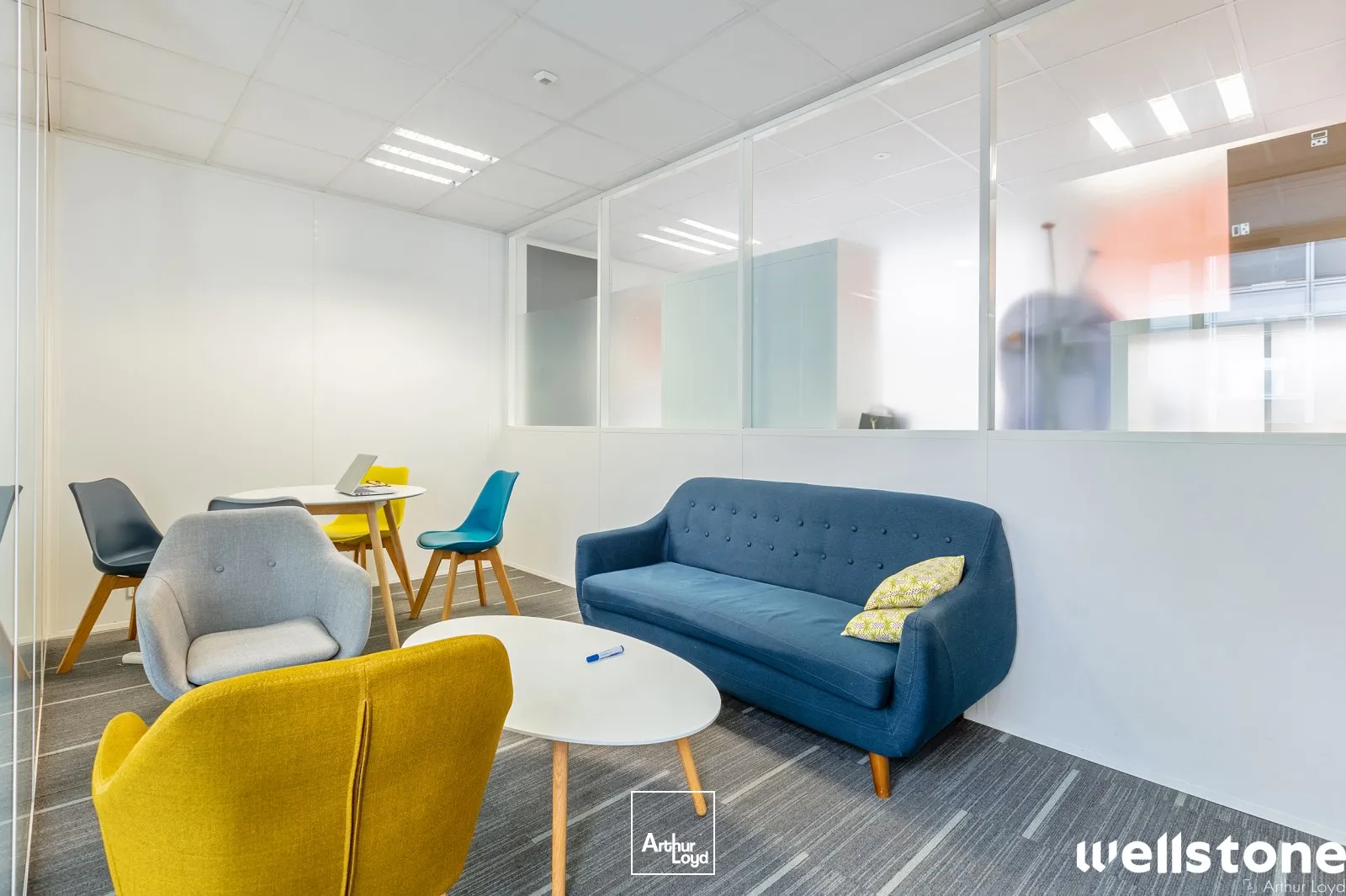 Bureaux à louer à PARIS 75008