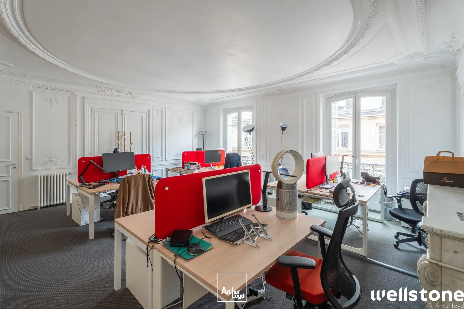 Bureaux à louer à PARIS 75008