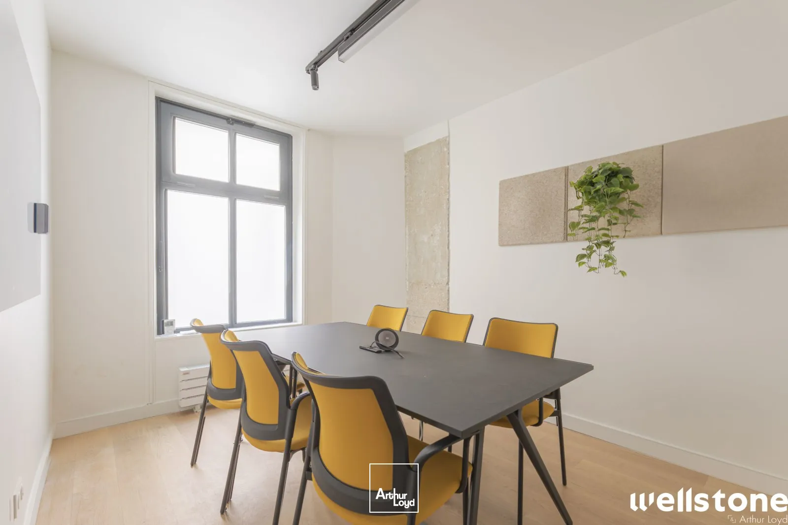 Bureaux à vendre à PARIS 75010