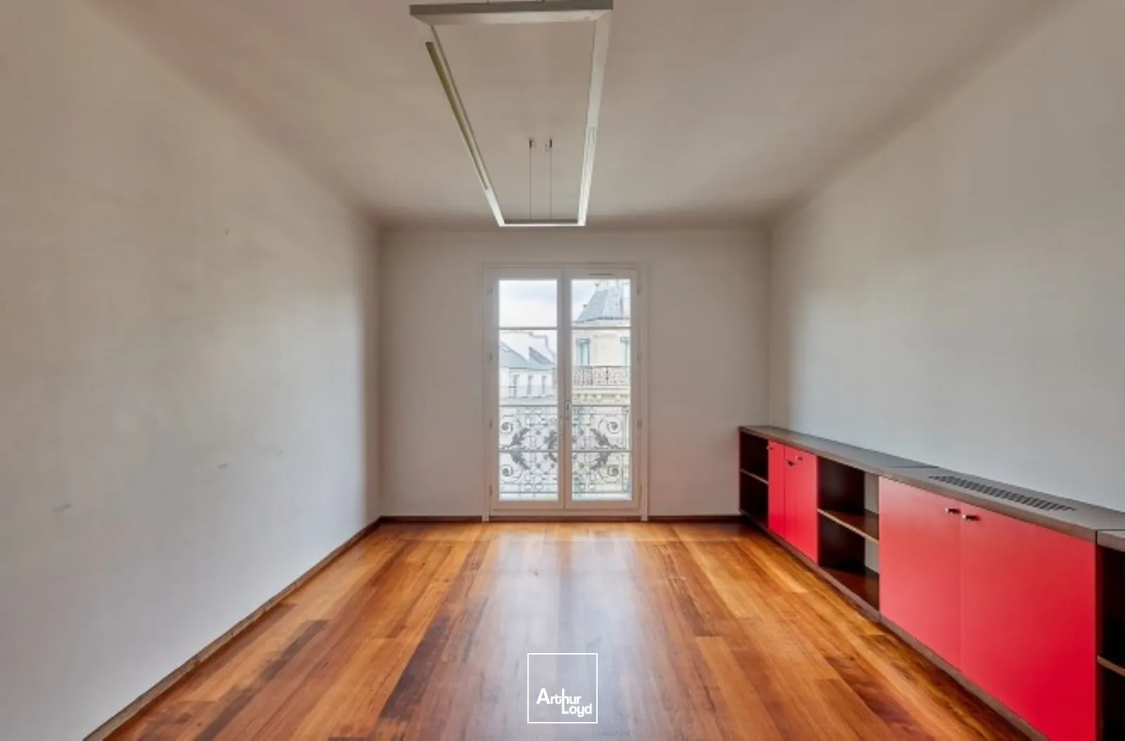 Bureaux à louer à PARIS 75009