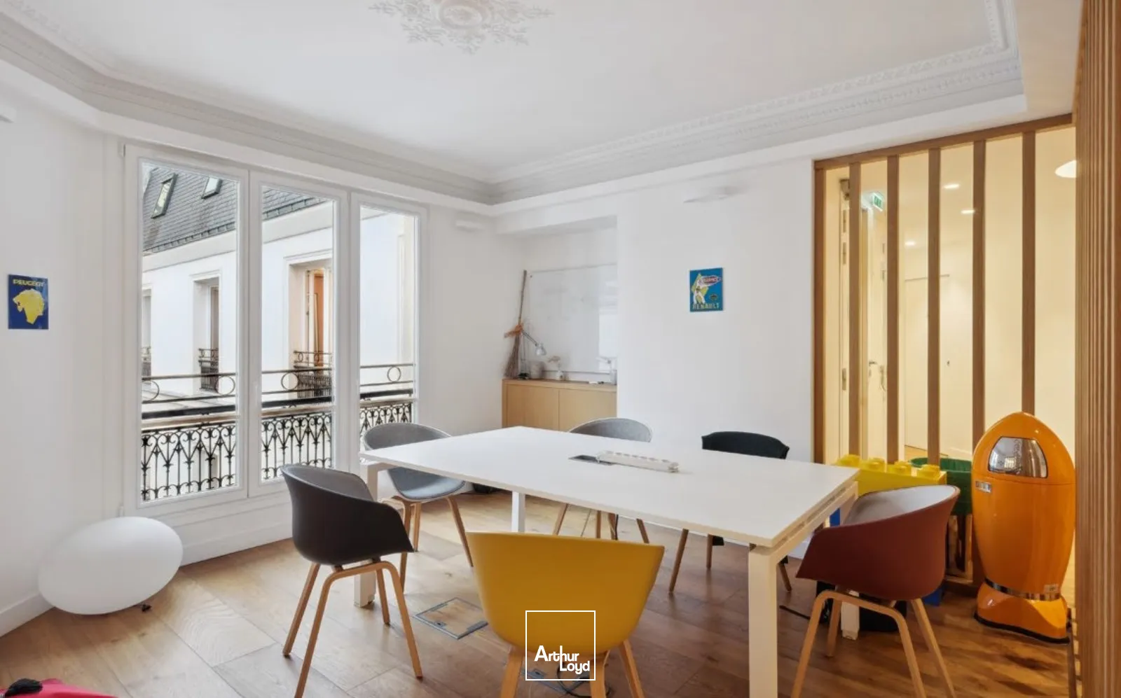 Bureaux à louer à PARIS 75009