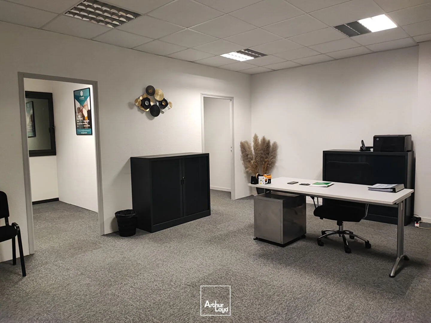 ESTER TECHNOLPOLE - A LOUER - 85 m² de bureaux en rez-de-chaussée