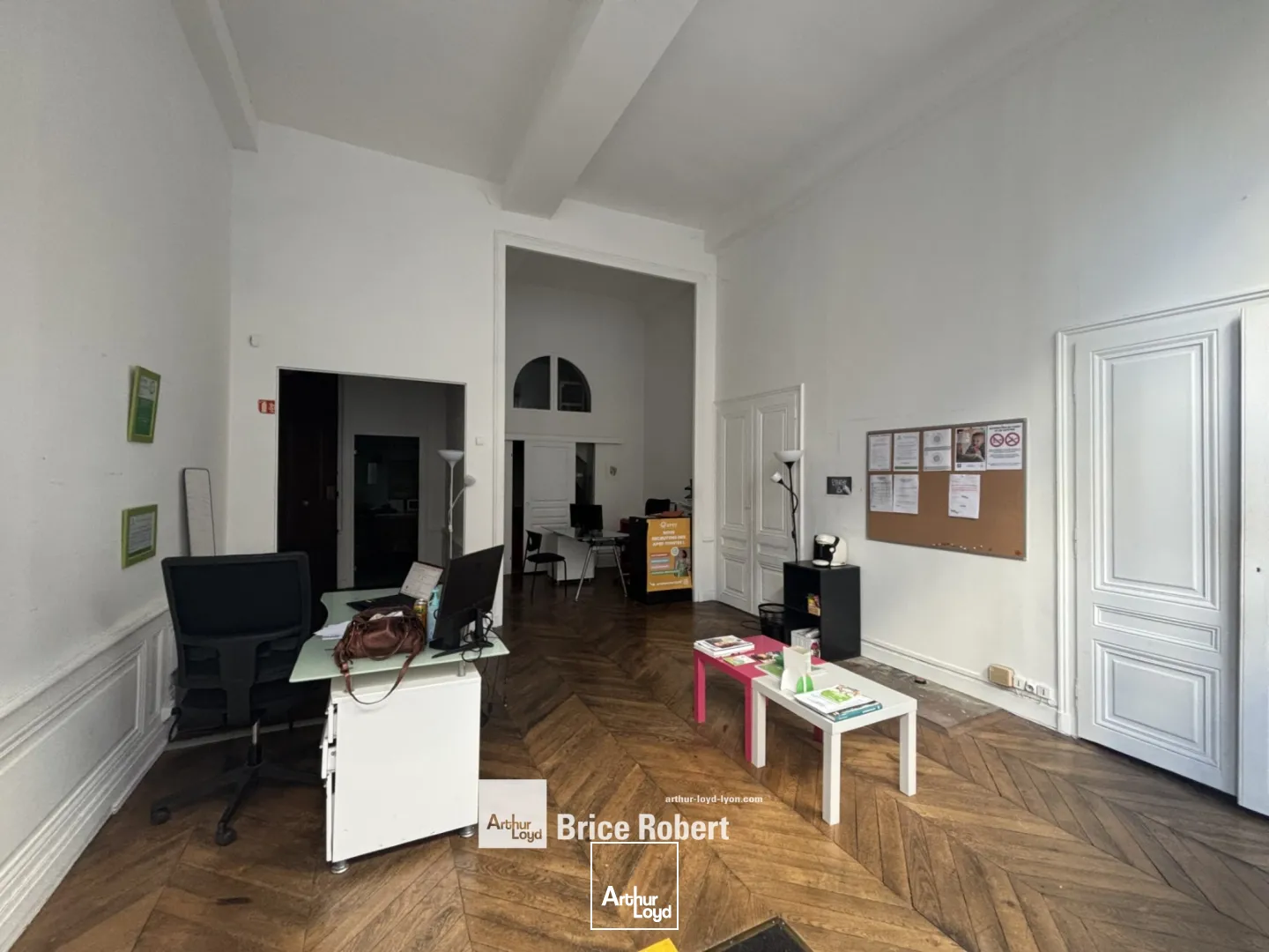 A louer - Local commercial lumineux - Lyon 6ème